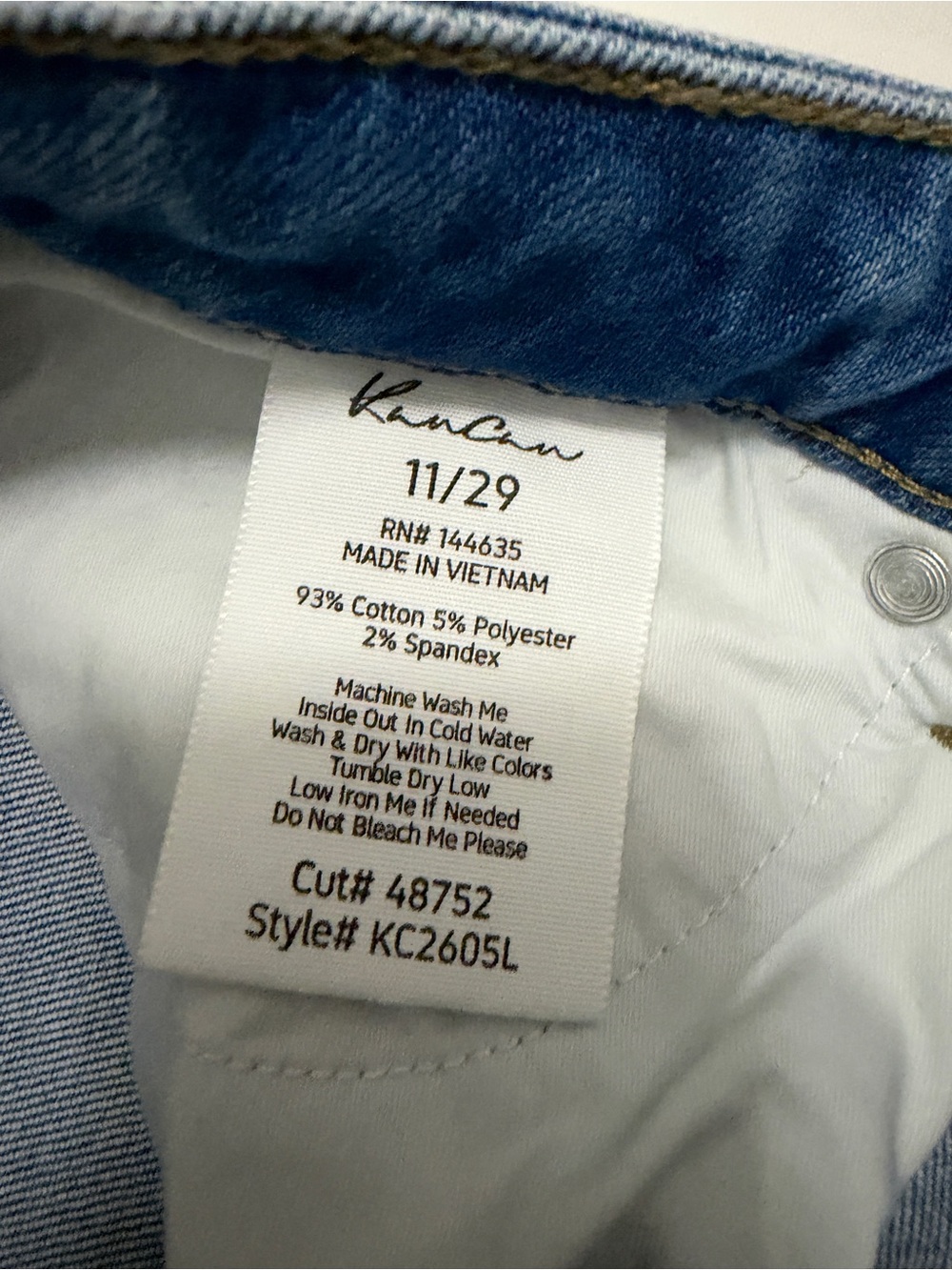 NWT Kancan Abigail High Rise Flare Jeans Distressed Light Wash Size 11 / 29 - Picture 7 of 7